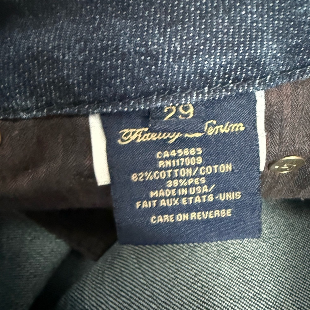 Fidelity Denim Women’s Straight Leg Jeans in Dark Blue - Picture 5 of 6